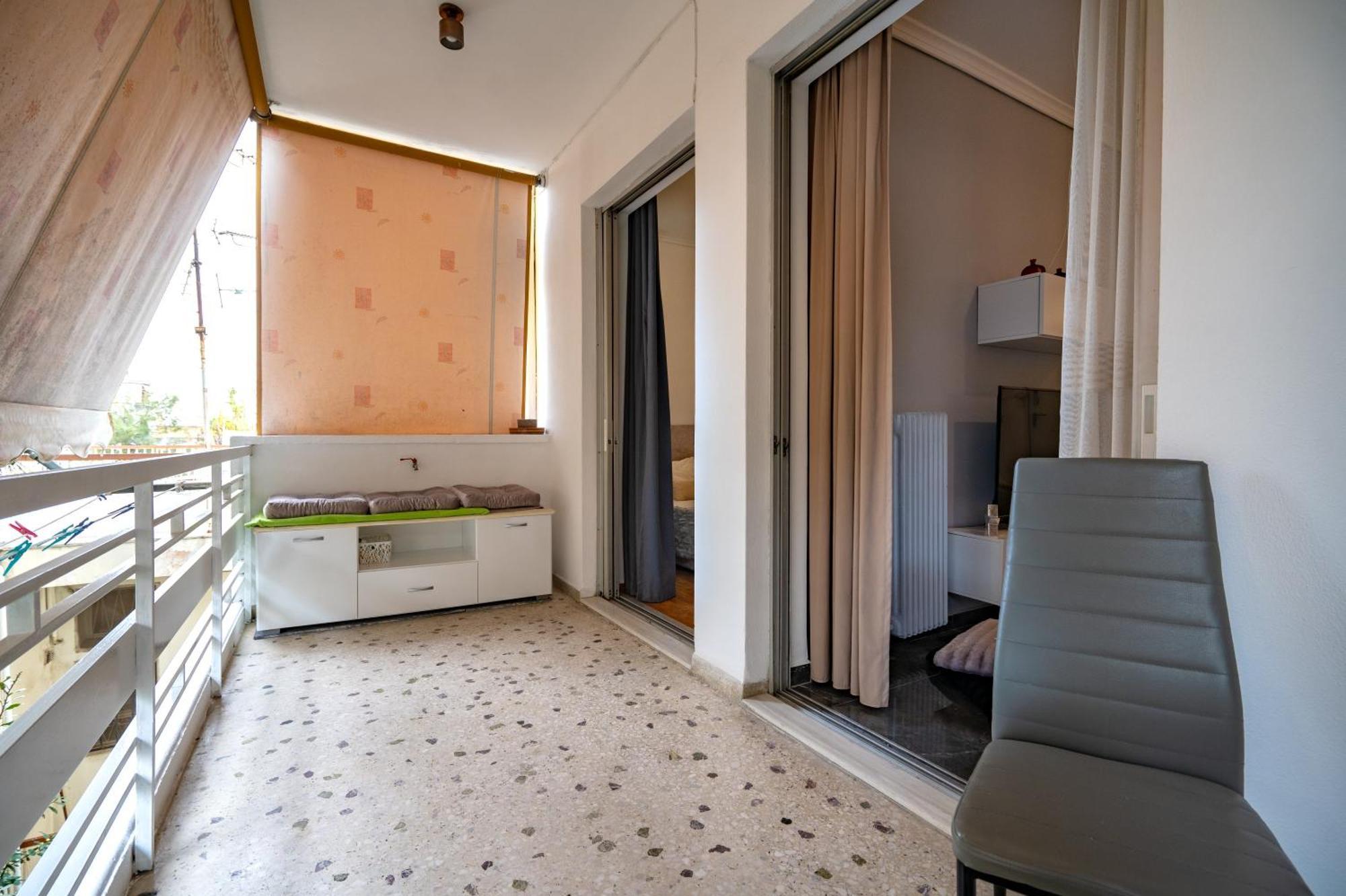 Neo Irakleio Train St. 1 Bedrm 4 Pers. Apartment Афины Экстерьер фото